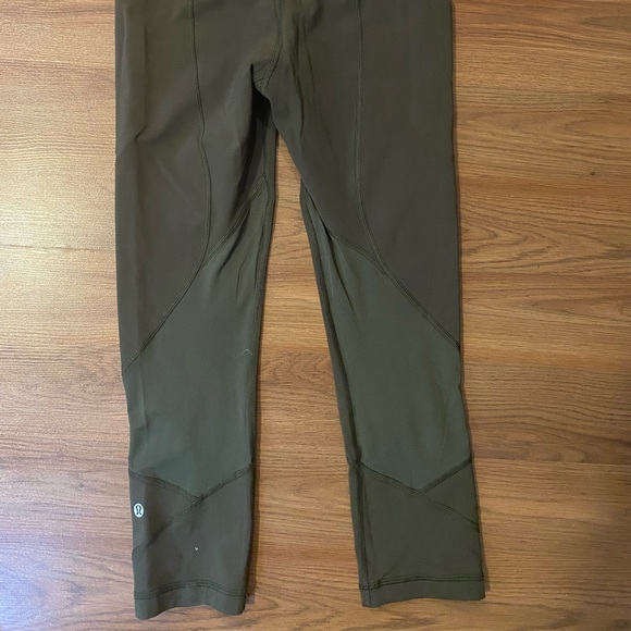 Olive green lulu lemon training tights - Picture 2 of 2
